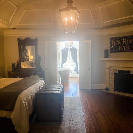 The Twelve Oaks Bed & Breakfast Ковингтон Экстерьер фото