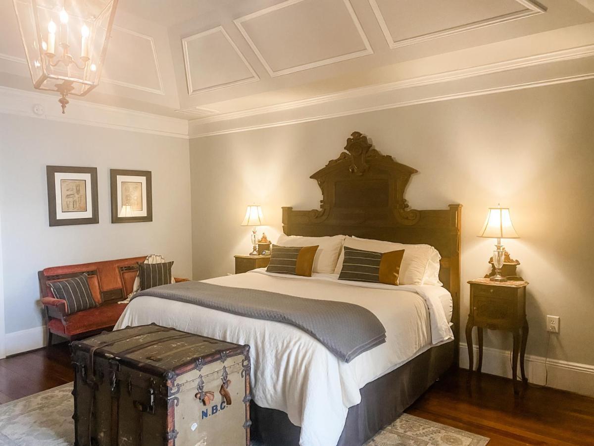 The Twelve Oaks Bed & Breakfast Ковингтон Экстерьер фото