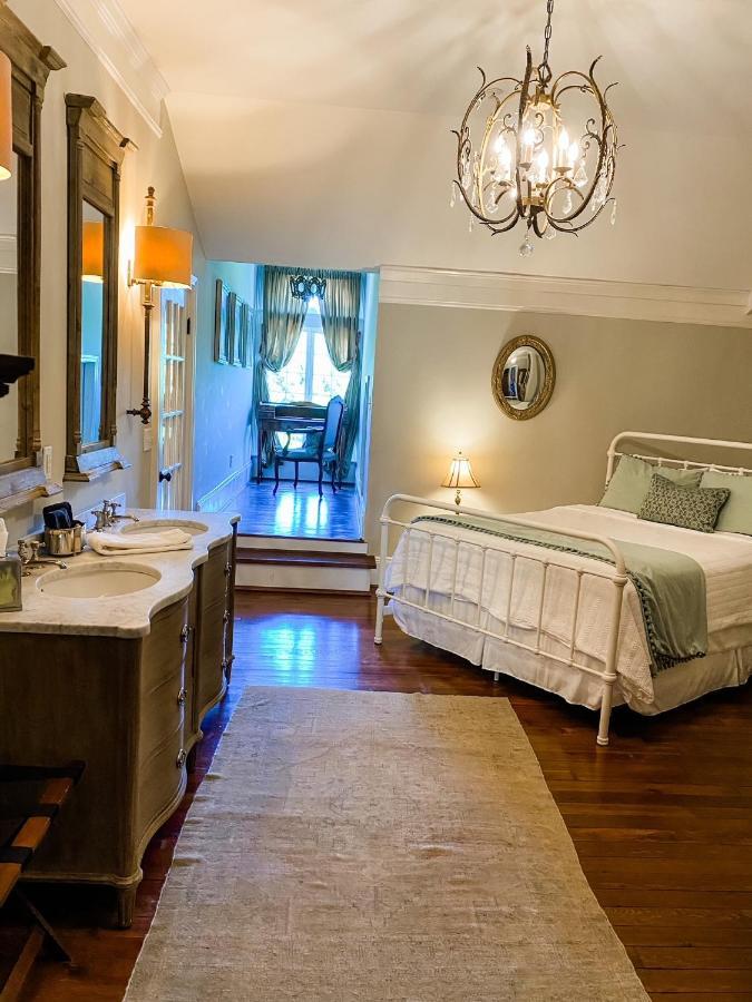 The Twelve Oaks Bed & Breakfast Ковингтон Экстерьер фото